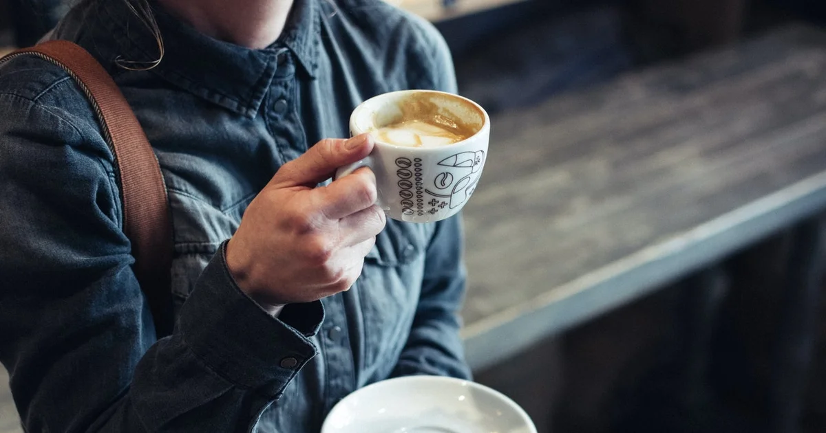 Advarsel: Otte energidrikke dagligt udløste slagtilfælde hos 50-årig mand – svarede til 16 kopper kaffe! - image 3
