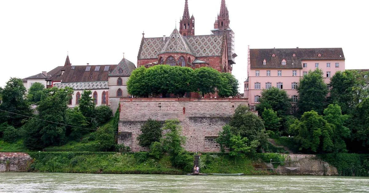 Ikke fra en film, men lige så spændende: Middelalderligt segl fra Basel Domkirkes kantor fundet i Rhinen - image 3