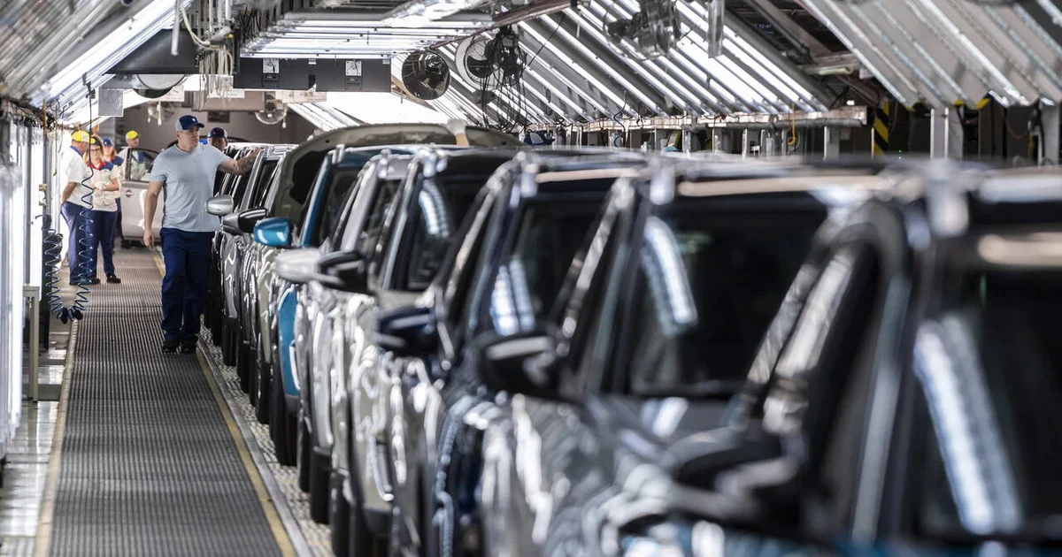 EU revolutionerer bilindustrien: Nye biler skal indeholde 25% genanvendt plast, og eksport af skrotbiler stoppes! - image 4