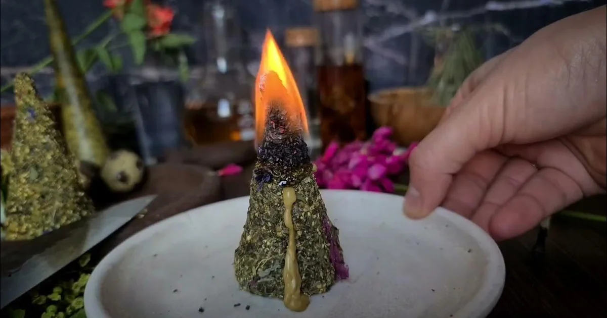 Overraskende Trick: Bland Oregano med Smeltet Stearinlys for at Holde Myg Væk! - image 2